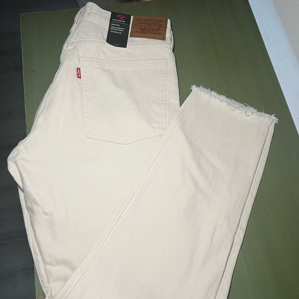 Levi's Off-White Frayed Hem Jeans